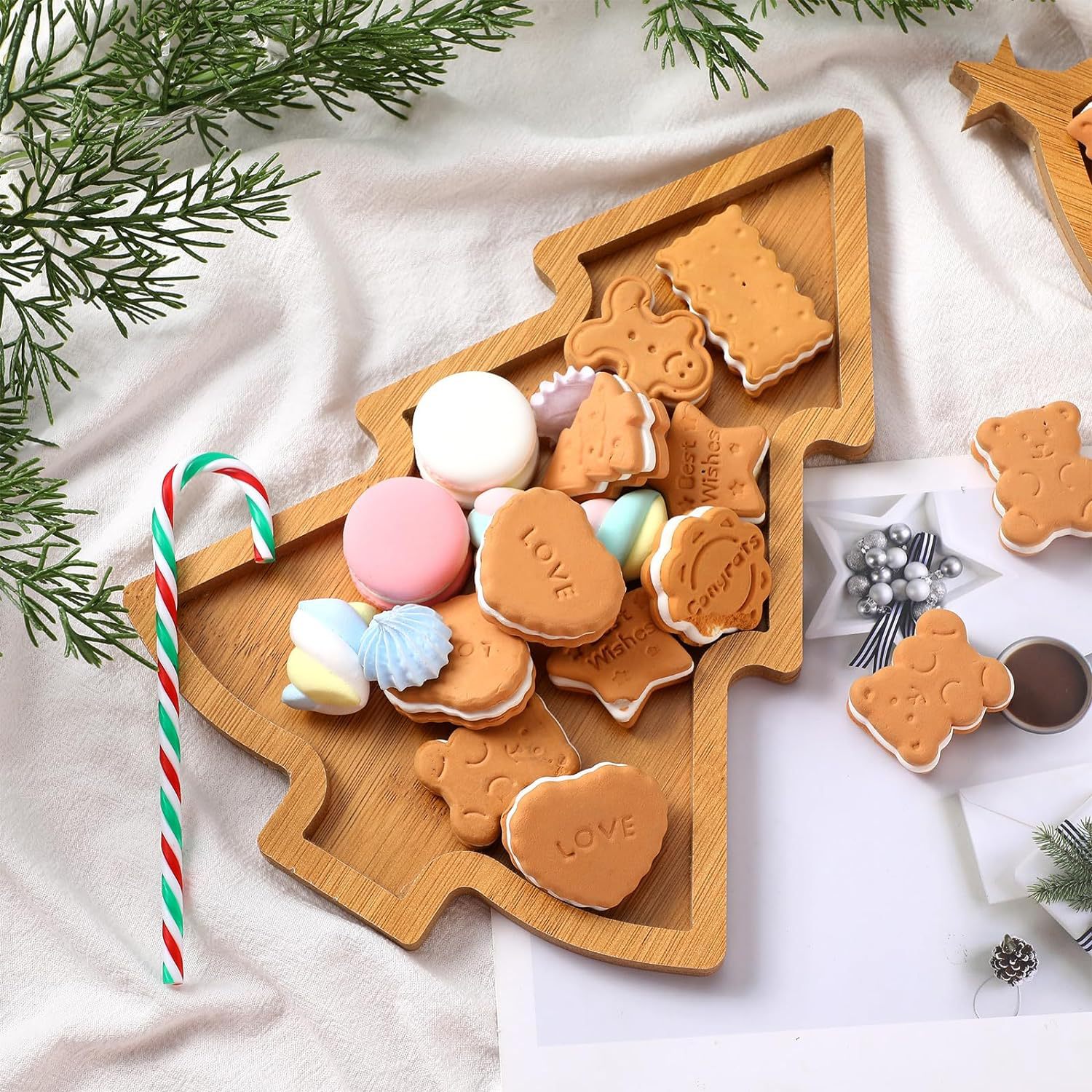 Поднос в форме рождественской  – обзор и цена Xmas Food Snacks